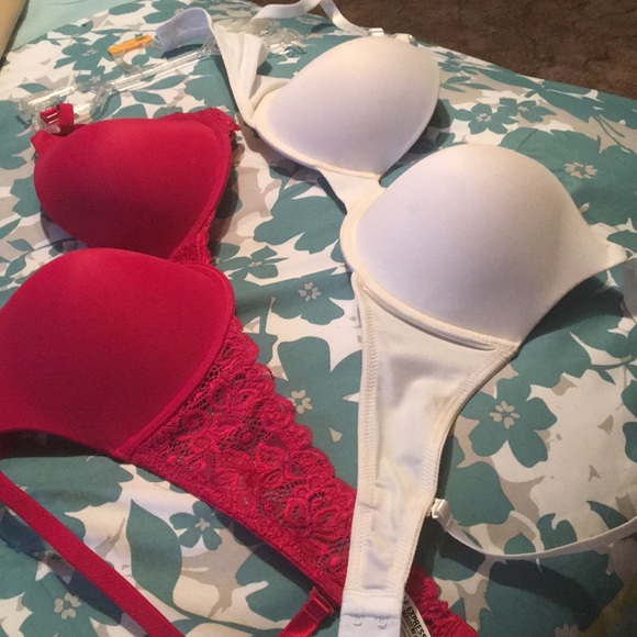Two brand new bra’s ! - Picture 4 of 4